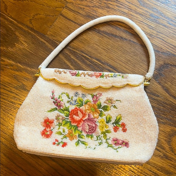 Floral Embroidered Cream Handbag vtg - Picture 1 of 2